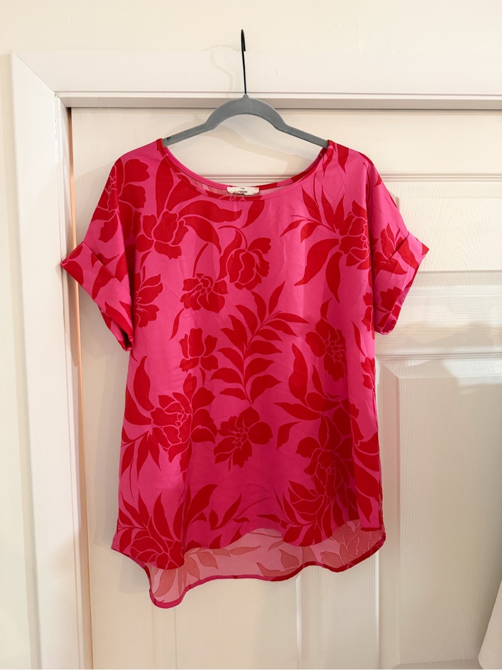 JODIFL Pink Blouse with Red Floral Print